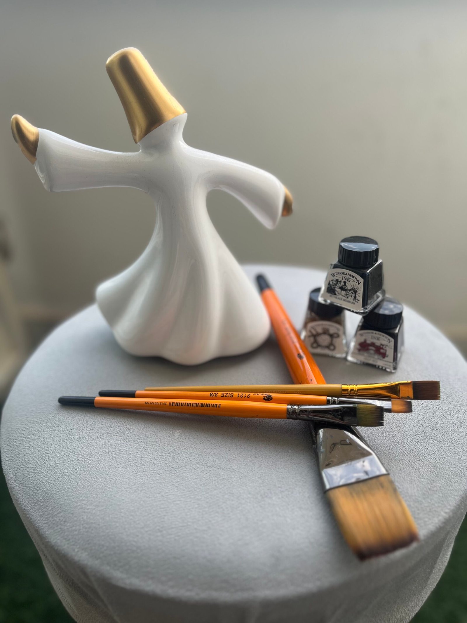 قلم‌موی سر تخت